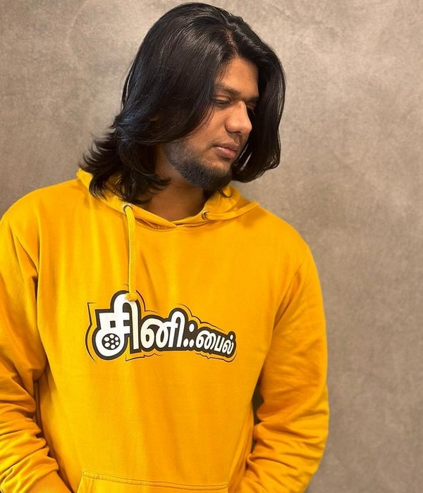 Bigg Boss Abhishek Raja introduces his new girlfriend on valentines day 