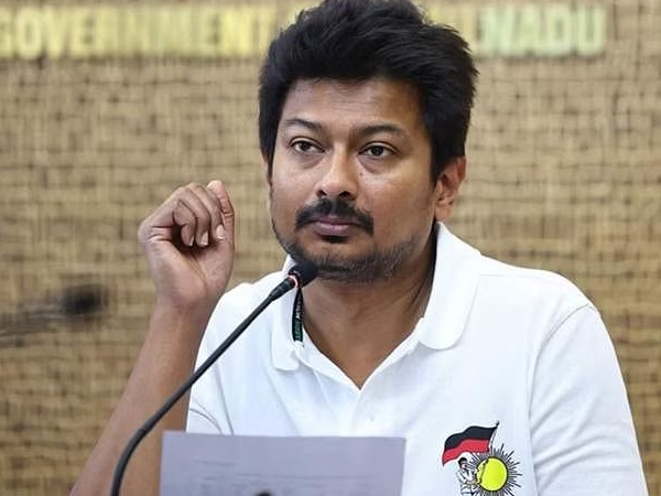 Udhayanidhi who watched lover movie, praised the film Udhayanidhi who watched lover movie, praised the film