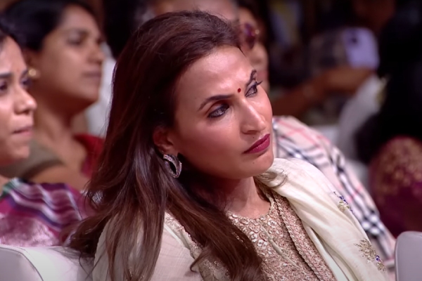 Fans trolls Aishwarya Rajinikanth after Rajinikanth talks about Sanatan at Lal Salaam Audio launch