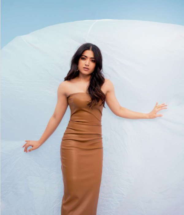 Rashmika Mandanna hide her face for this reason stuns fans