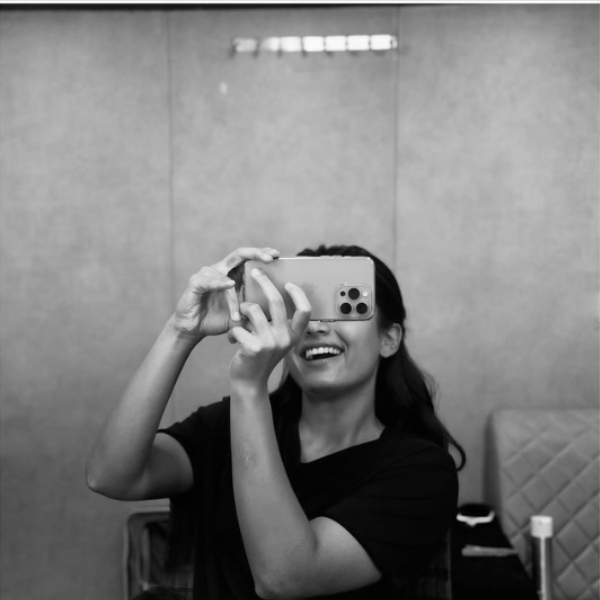 Rashmika Mandanna hide her face for this reason stuns fans