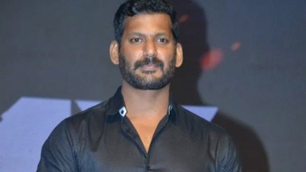 Vishal lends his supports to Trisha and condemns that politician