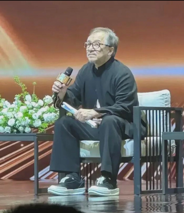 70 Year old Jackie Chan latest photo shocks fans for this reason