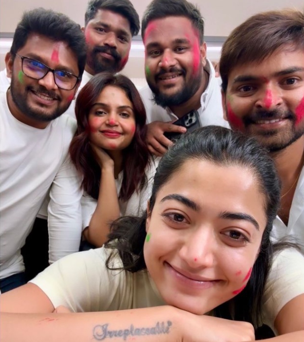 celebrities like Rajinikanth Rashmika and kiara advani and many involved in holi celebration