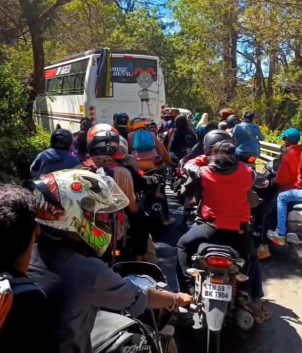 Tourists shows interest to see Guna cave after watching Manjummel boys movie