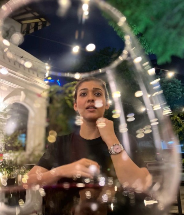 Director Vignesh shivan wishes his wife for Women s day celebration and shared cute photos in