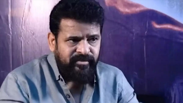 Gnanavel raja father VK Iswaran filed defamation case against Director ameer