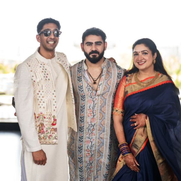 Anitha Vijayakumar hosted a party for the family at the Sheraton Hotel Anitha Vijayakumar hosted a party for the family at the Sheraton Hotel