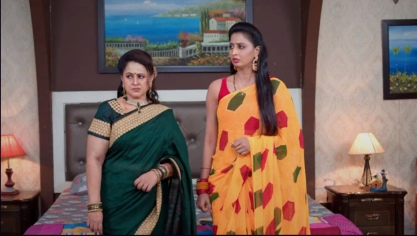 zee tamil television Karthigai Deepam serial March 18th Episode