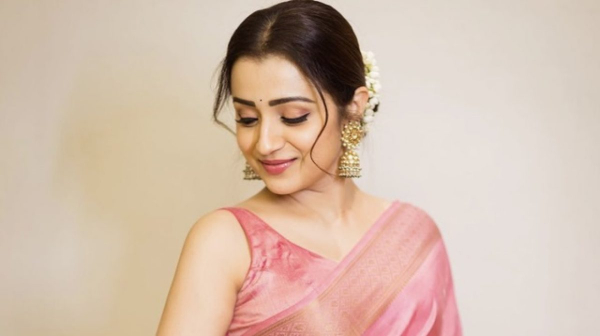 Varun Maniyan is said to be in love with Bindu Madhavi He was about to marry Trisha