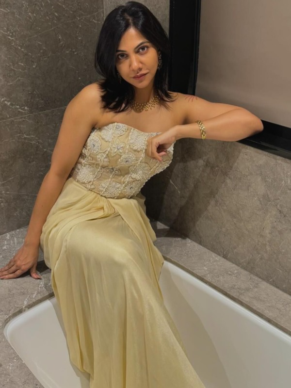 Leo movie actress madonna sebastian latest instagram pics