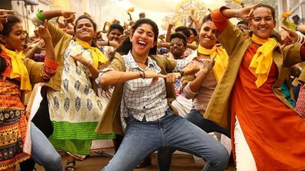 Sai Pallavi throwback college stage dance video goes trending now
