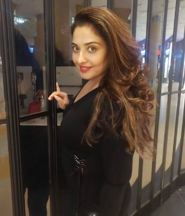 Actress Mumtaz interview about his Painful Life