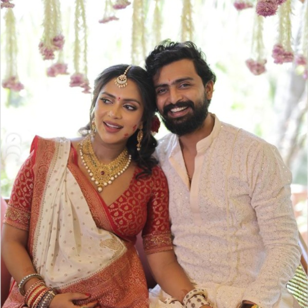 aadujeevitham actress amala paul baby shower function photos