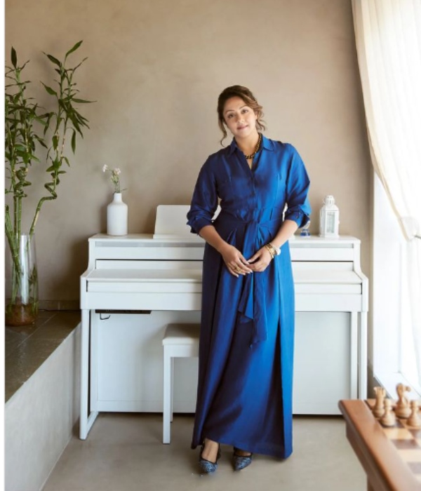 Netizens troll Jyothika for not voting in lok sabha election Netizens troll Jyothika for not voting in lok sabha election