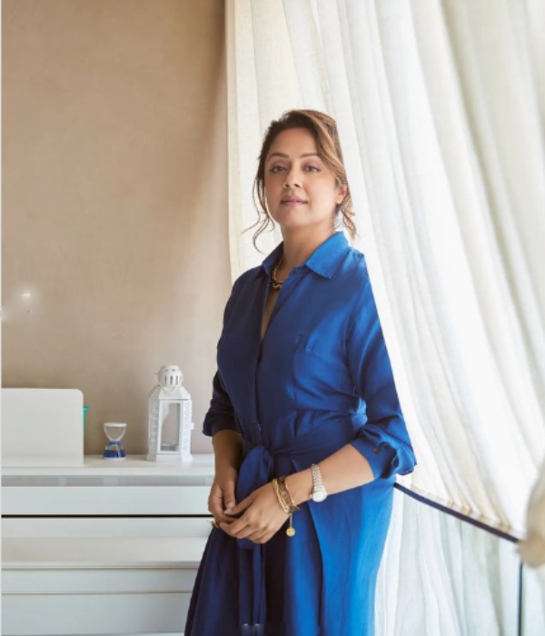 Netizens troll Jyothika for not voting in lok sabha election Netizens troll Jyothika for not voting in lok sabha election