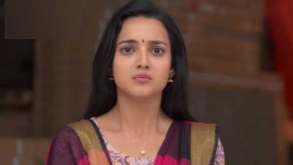 Zee tamil television Ninaithen Vandhai serial April 22nd today episode Zee tamil television Ninaithen Vandhai serial April 22nd today episode