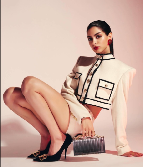 Sridevi s daughter Khushi Kapoor over glamour pics trending on social media Sridevi s daughter Khushi Kapoor over glamour pics trending on social media