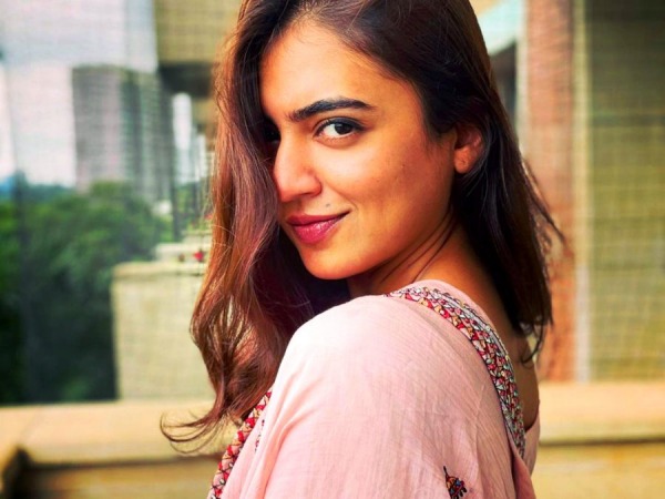 Aadukalam Naren opens up once he kissed Nazriya without her permission Aadukalam Naren opens up once he kissed Nazriya without her permission