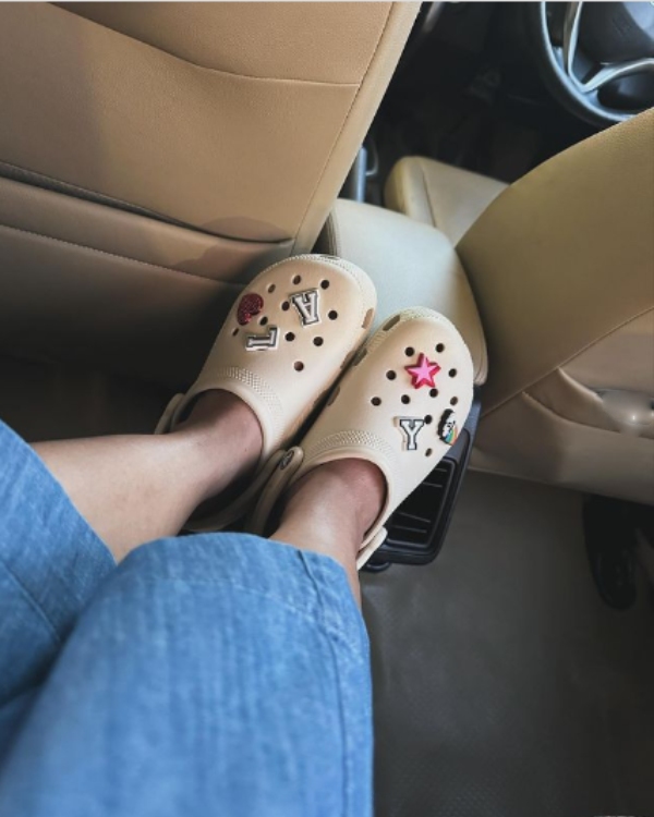 Aishwarya Rajinikanth shares her special themed Slippers photos