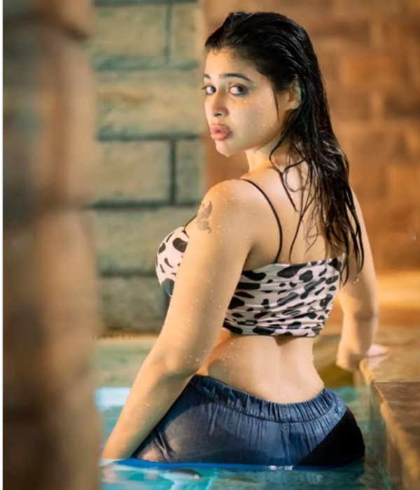 Actress Dharsha gupta swimming pool pics trending on social media Actress Dharsha gupta swimming pool pics trending on social media