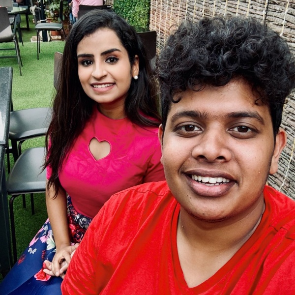 Cook with Comali contestant Youtuber Irfan took photos with Aishwarya Rajesh Sivaangi and Maya