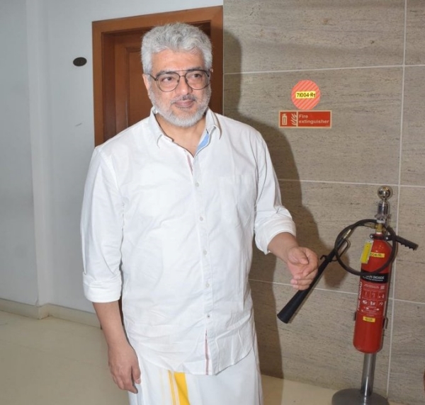Ajithkumar Tirupathi Temple Vidamuyarchi AK Ajithkumar Tirupathi Temple Vidamuyarchi AK