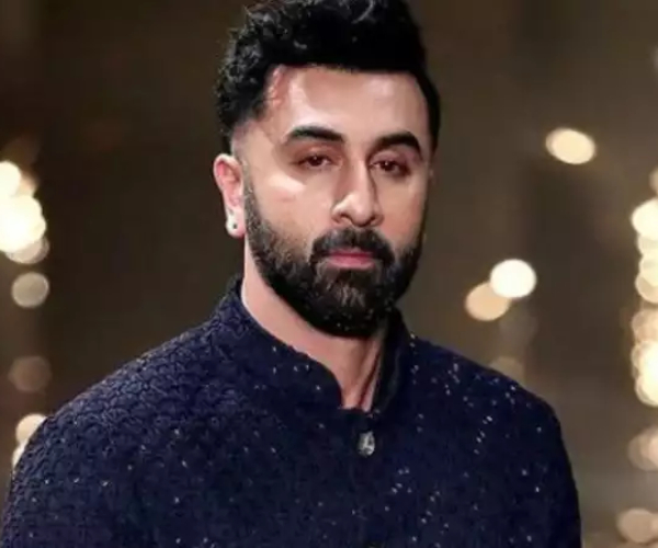 Ranbir Kapoor Akshay Kumar Virat Kohli biopic Dinesh Karthik