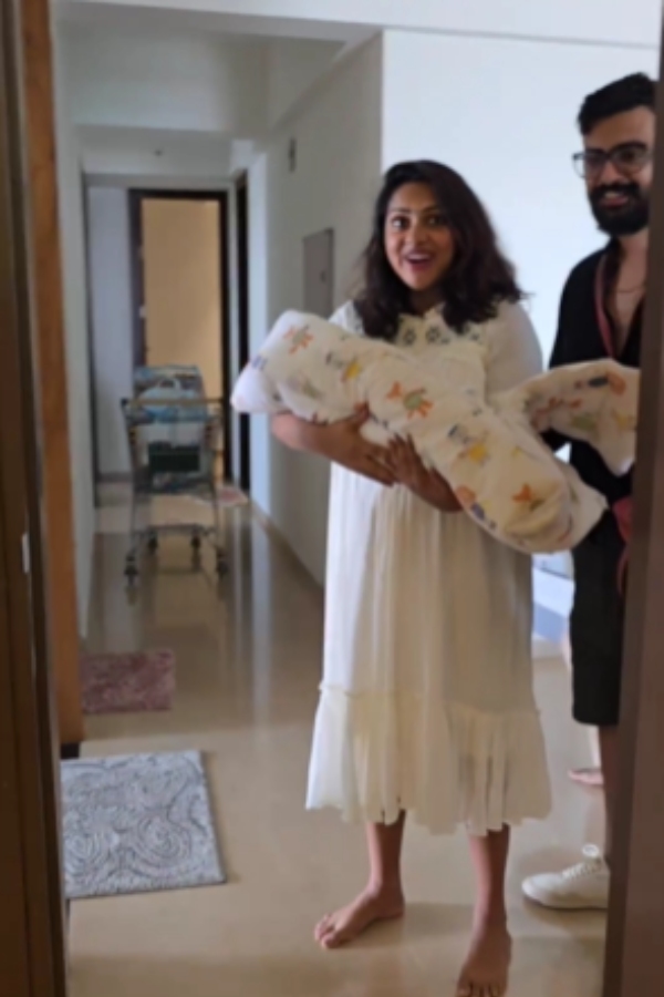 Amala paul Jagat desai tamil cinema Instagram