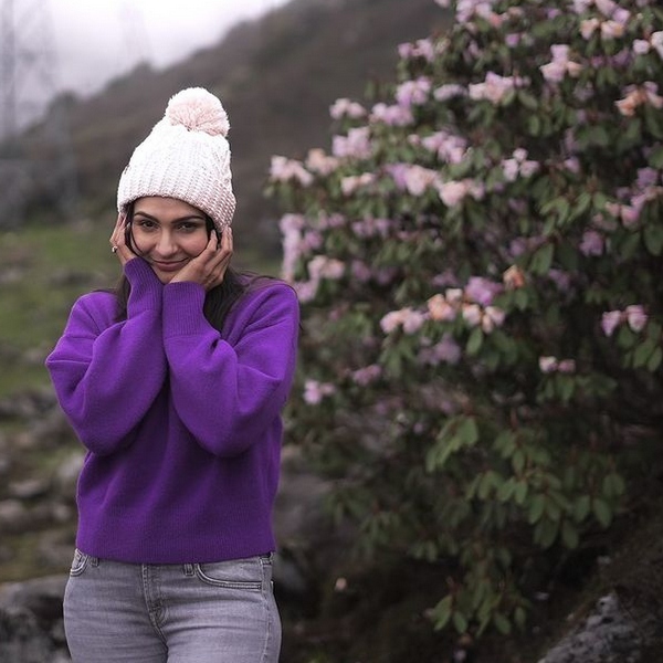 Andrea Jeremiah Sikkim tamil cinema Instagram