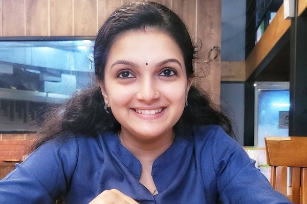 Nayanthara Saranya Mohan Yaaradi Nee Mohini Movie Nayanthara Saranya Mohan Yaaradi Nee Mohini Movie