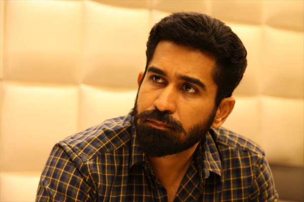 Vijay Antony Mazhai Pidikkatha Manithan