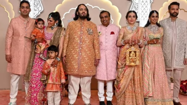 Rajinikanth Anant Ambani Radhika Merchant