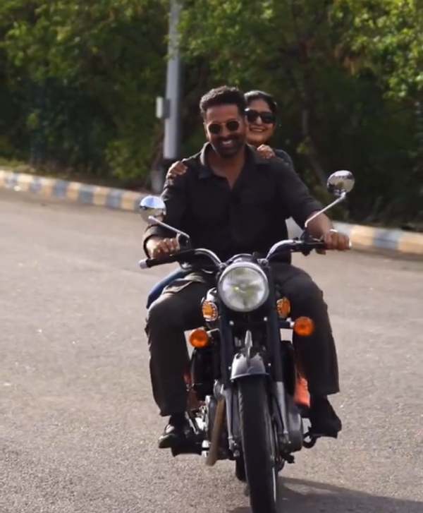 Sudha Kongara Suriya Akshay Kumar Sudha Kongara Suriya Akshay Kumar