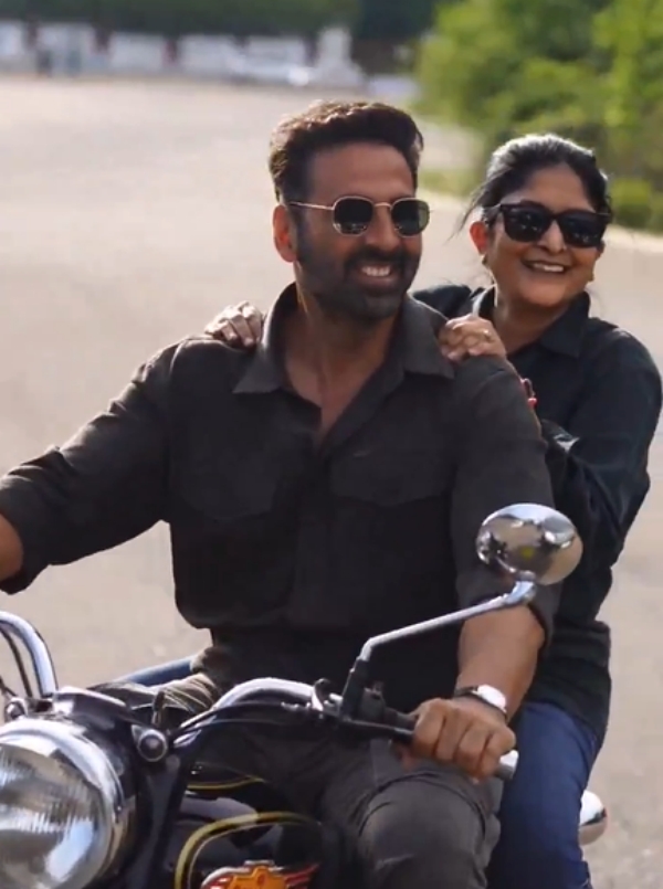 Sudha Kongara Suriya Akshay Kumar Sudha Kongara Suriya Akshay Kumar