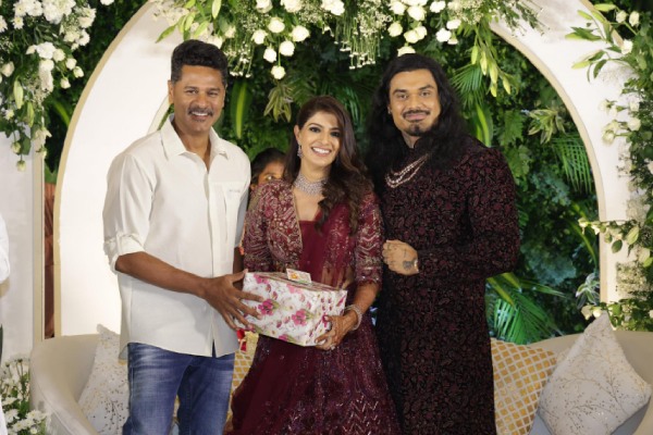 Varalaxmi Sarathkumar Tamil Cinema