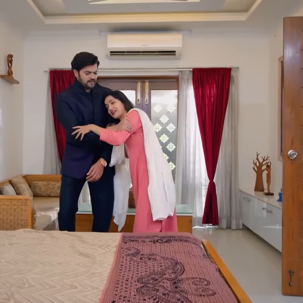 Zee tamil Ninaithen Vandhai Zee tamil Ninaithen Vandhai