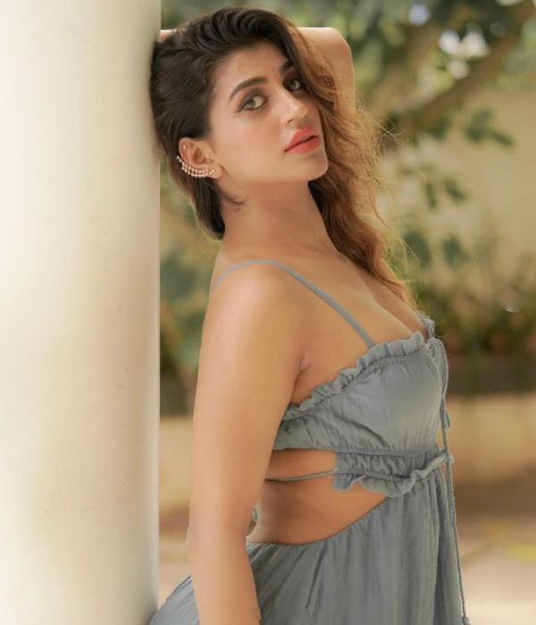 yashika aannand Bigg Boss instagram