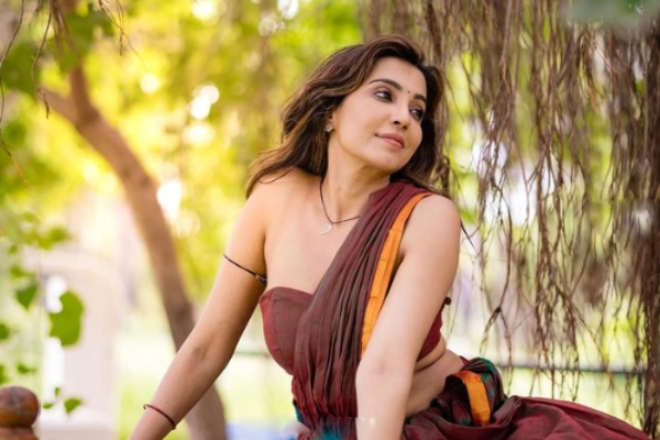 Parvathy nair Instagram photos