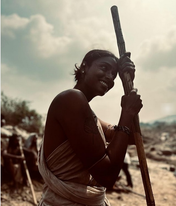 Thangalaan Preethy Karan Chiyaan Vikram Thangalaan Preethy Karan Chiyaan Vikram