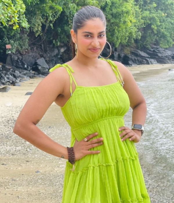 shivani narayanan vijay trisha shivani narayanan vijay trisha