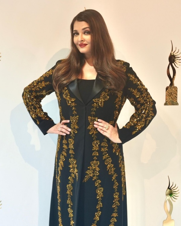 iifa utsavam 2024 aishwarya rai mani ratnam iifa utsavam 2024 aishwarya rai mani ratnam