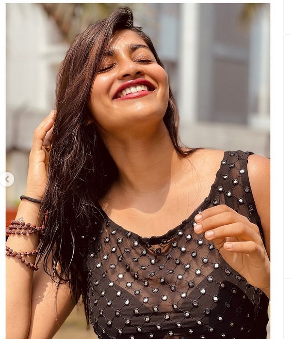 shivani narayanan instagram