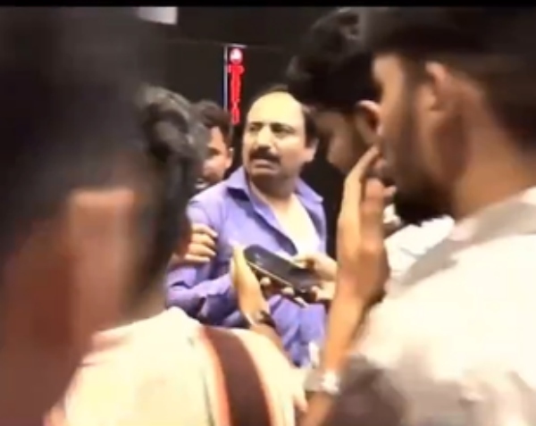 love reddy nt ramaswamy woman slaps nt ramaswamy