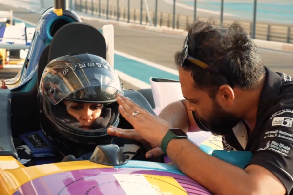 keerthy suresh ajith kumar car race