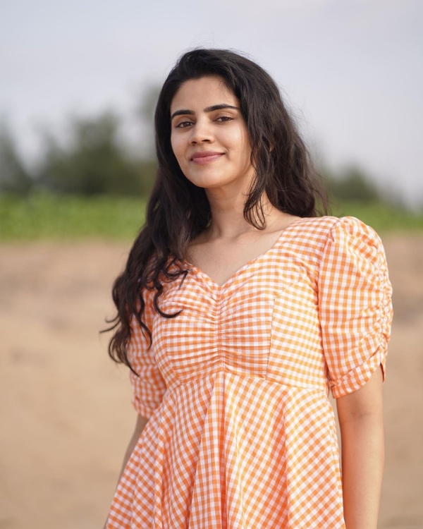 bigg boss 8 tamil oundariya nanjundan jacquline