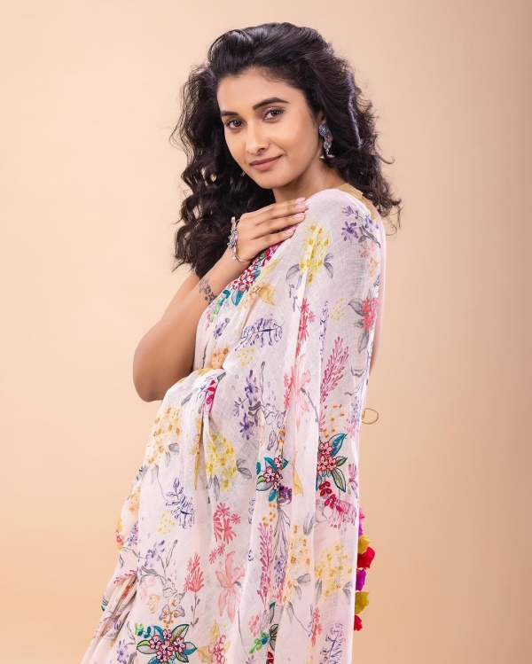 jiiva priya bhavani shankar black movie