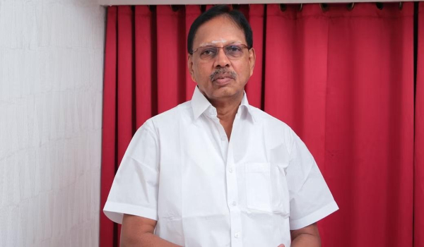 blue sattai maran dhananjayan blue sattai maran dhananjayan