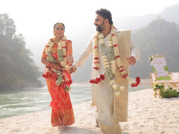 ramya pandian lovel dhawan honeymoon