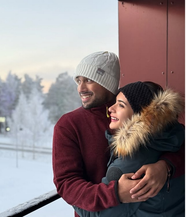 kalidas jayaram honeymoon kalidas jayaram honeymoon